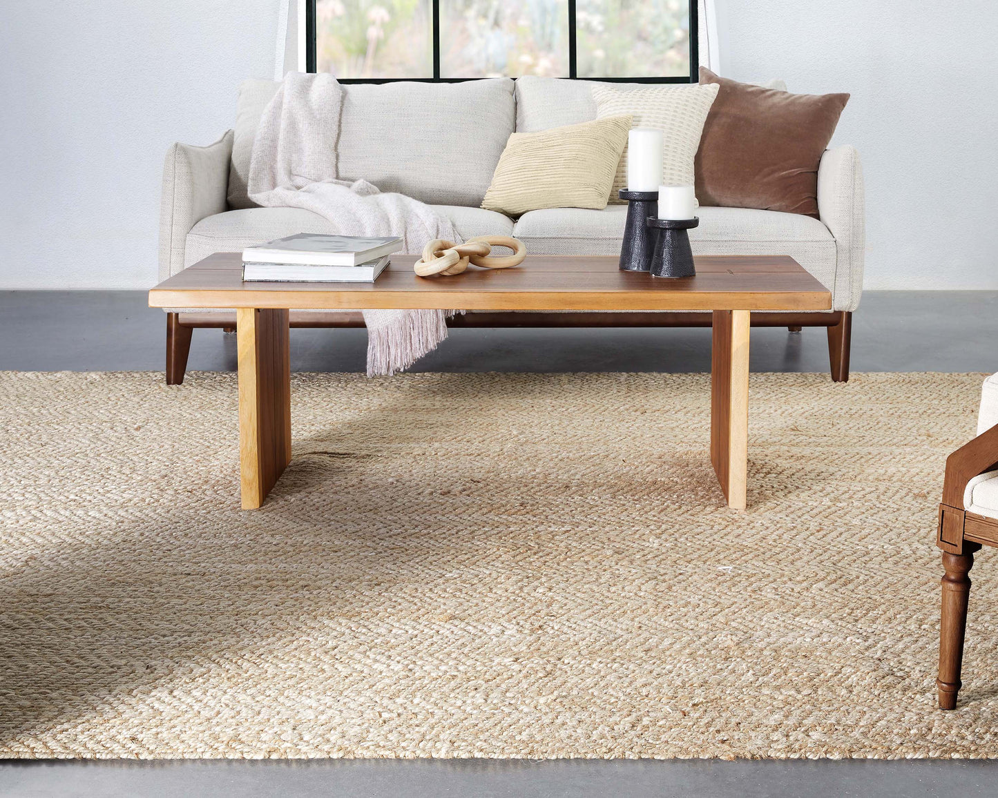 Lola Jute Chevron Natural Hand-Woven Chunky-Textured Rug ALE-12