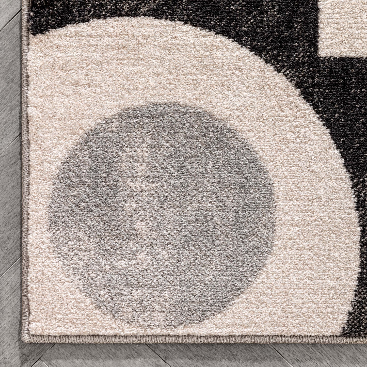 Avi Modern Geometric Grey Black Rug 54517