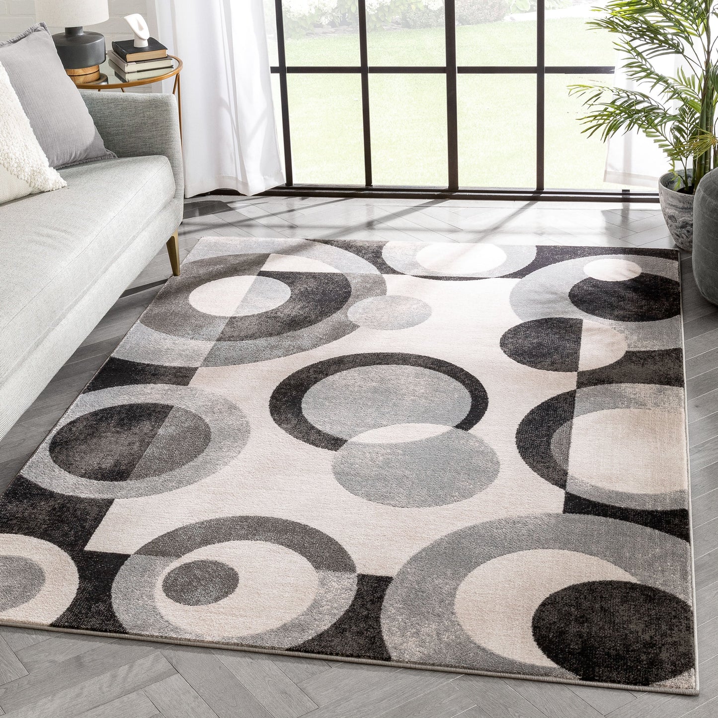 Avi Modern Geometric Grey Black Rug 54517