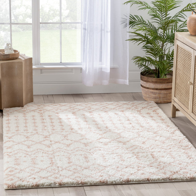 Coimbra Moroccan Diamond Pattern Blush Thick & Soft Shag Rug CE-29