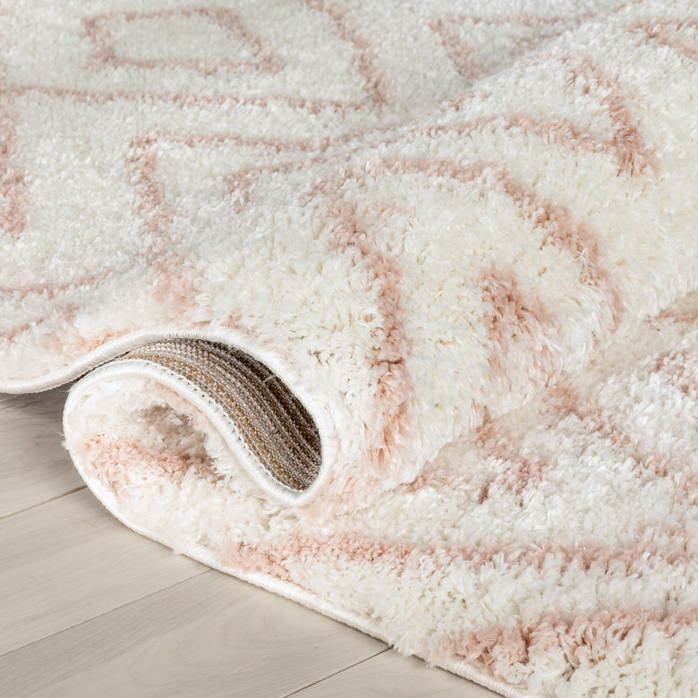 Lagos Tribal Diamond Pattern Blush Thick & Soft Shag Rug CE-59