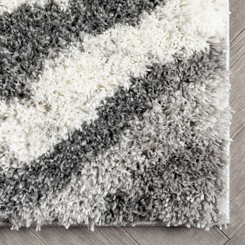 Tomar Modern Chevron Pattern Grey Thick & Soft Shag Rug CE-97