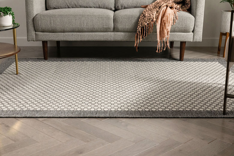 Azuki Contemporary Tribal Border Beige Kilim-Style Rug CHA-12
