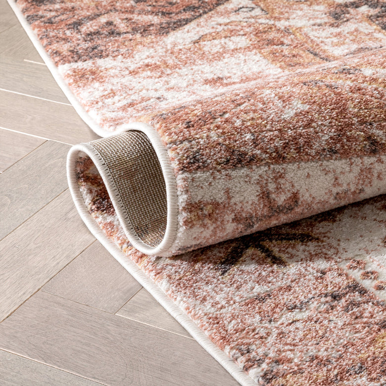 Elizabeth Global Vintage Patchwork Pattern Blush Pink Rug FA-69