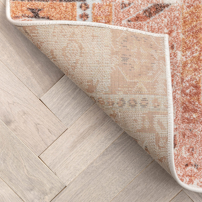 Elizabeth Global Vintage Patchwork Pattern Blush Pink Rug FA-69