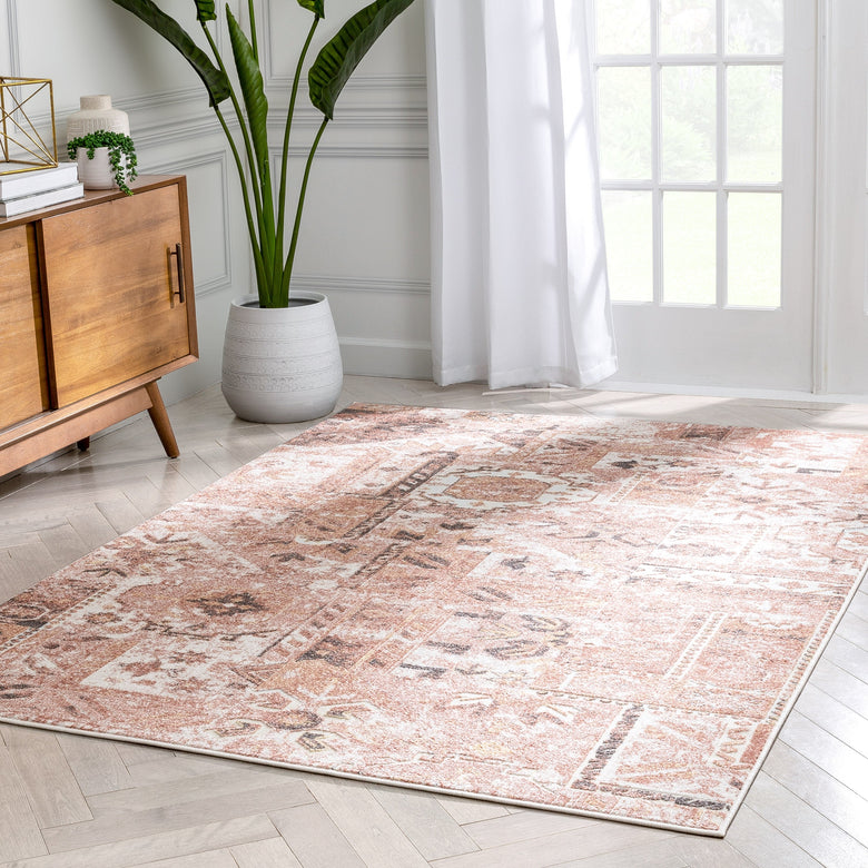 Elizabeth Global Vintage Patchwork Pattern Blush Pink Rug FA-69
