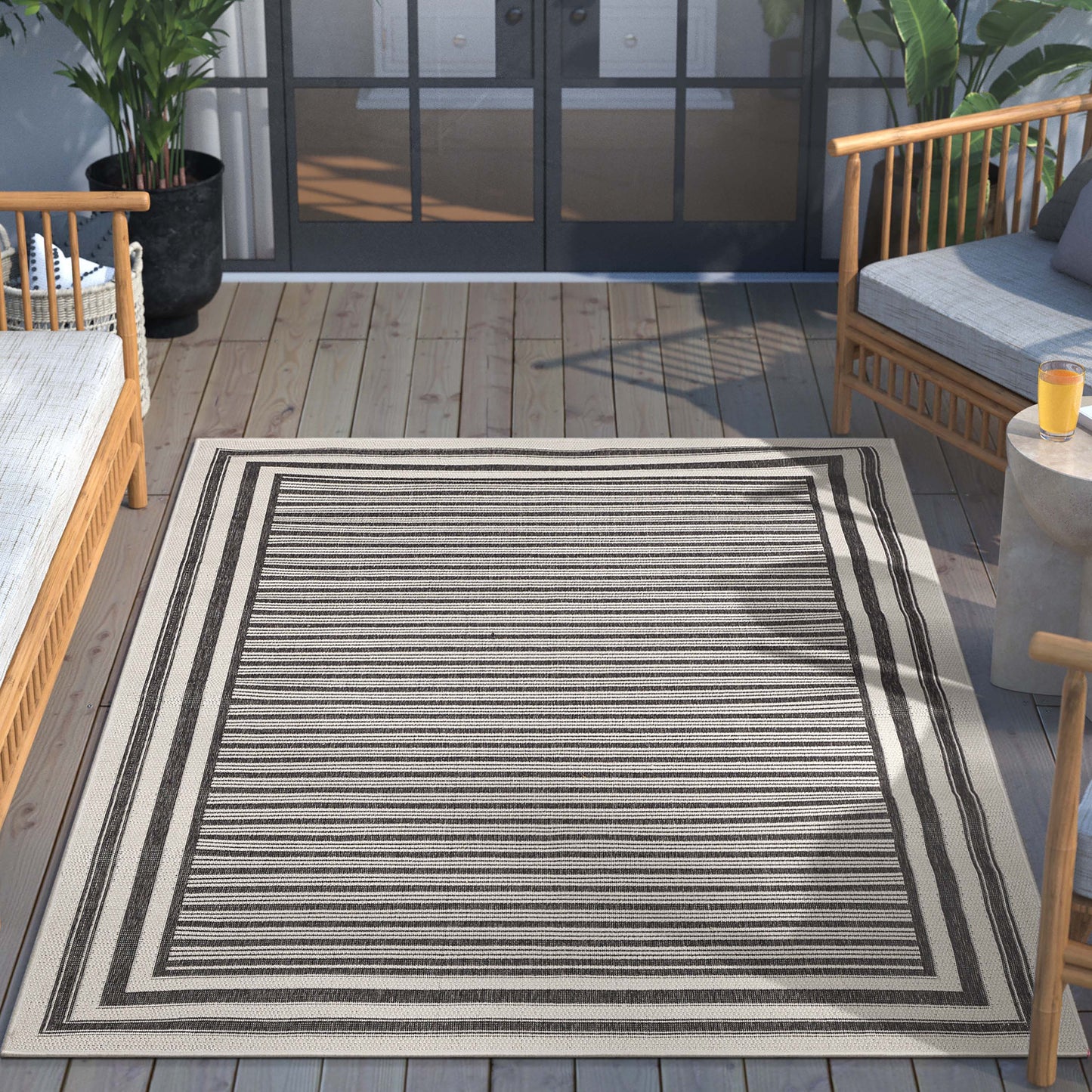 Frankie Modern Stripes Indoor/Outdoor Black Textured Rug FAL-23