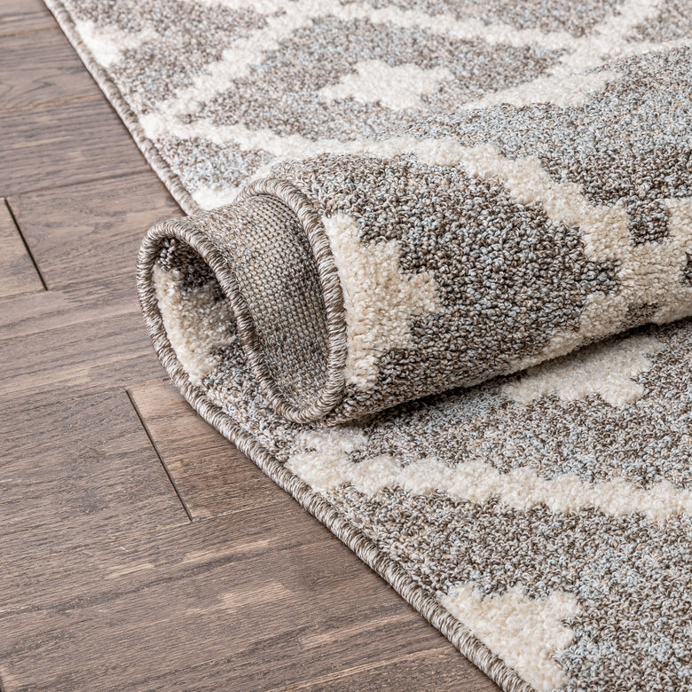 Ailey Moroccan Lattice Trellis Ivory Looped Pile Rug HAR-52