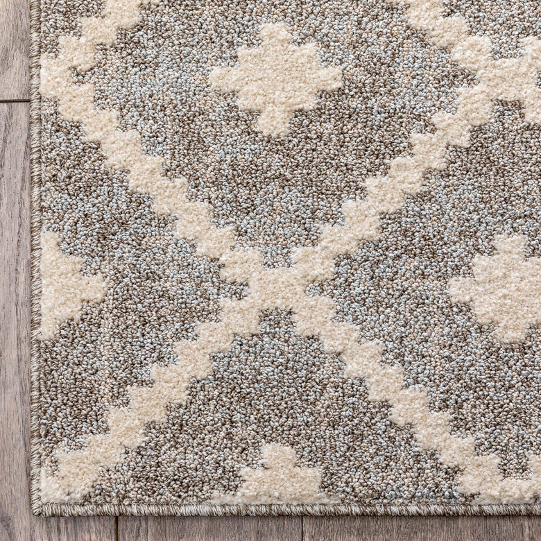 Ailey Moroccan Lattice Trellis Ivory Looped Pile Rug HAR-52