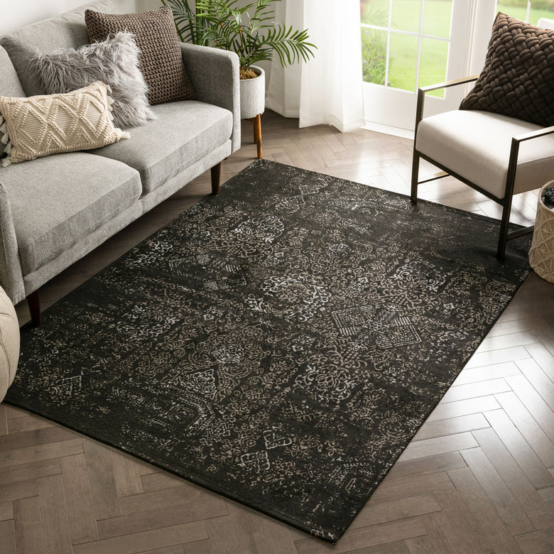 Jesi Vintage Distressed Damask Pattern Black Kilim-Style Rug LL-57