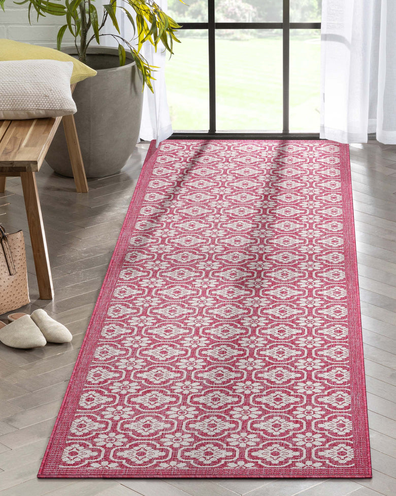Manola Tribal Indoor/Outdoor Fuschia Flat-Weave Rug MED-239
