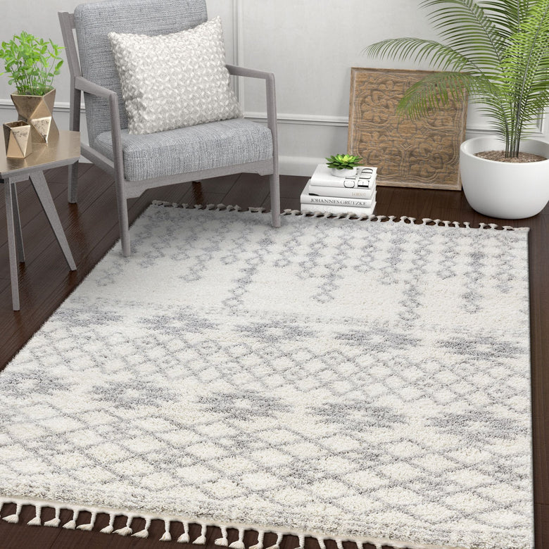 Tozi Moroccan Tribal Beige Shag Rug MEL-32