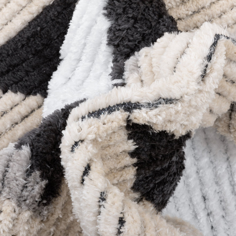 Etenia Tribal Abstract Pattern Grey High-Low Textured Pile Rug MYA-97