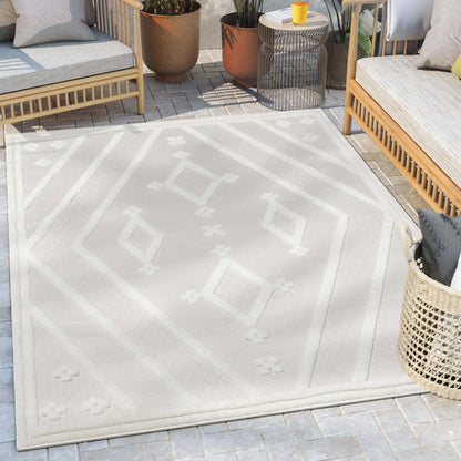 Mali Tribal Diamond Pattern Indoor/Outdoor Ivory High-Low Rug SIL-32