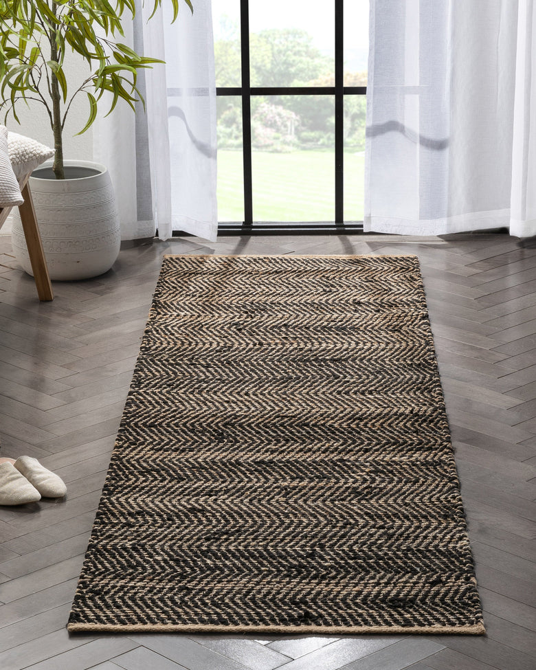 Willow Jute Chevron Natural Black Hand-Woven Chunky-Textured Rug SUR-13