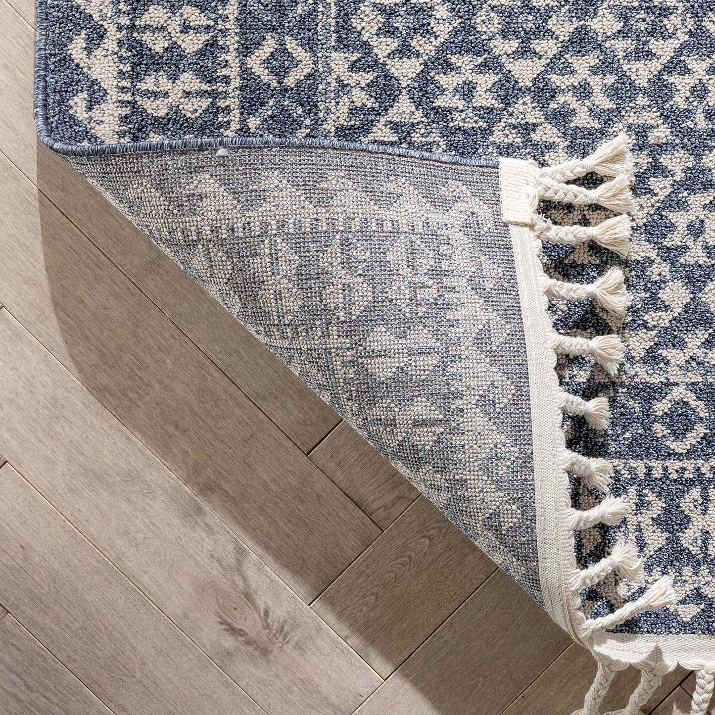 Callista Tribal Trellis Pattern Blue Kilim-Style RugLDL-204